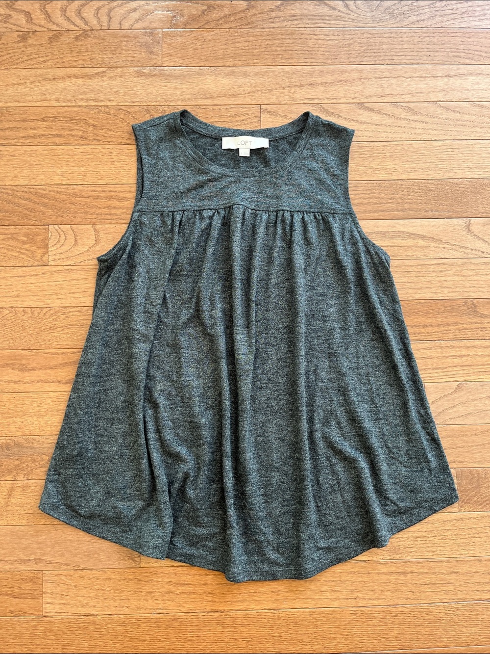 LOFT Dark Gray Sleeveless Gathered-Yoke Tank